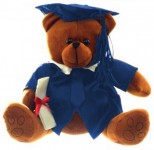 Abb. eines Teddybären mit Doktorhut am Kopf und Diplom in der Hand.