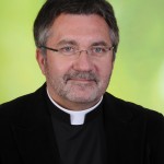Porträt Mag. Marek Duda, Pfarrer von Emmersdorf an der Donau